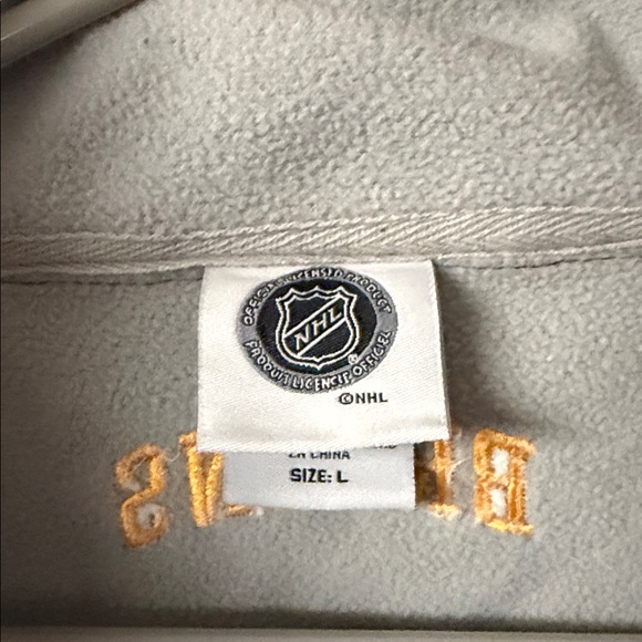 Boston Bruins Jacket - Picture 3 of 4